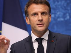 法國警方搜查馬克龍的政黨辦公室