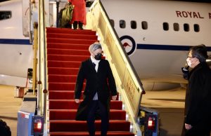 澳外長抵華將晤王毅 鋪路解除貿易制裁