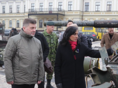 加拿大國防部長宣布捐贈200輛裝甲車援助烏軍抗俄