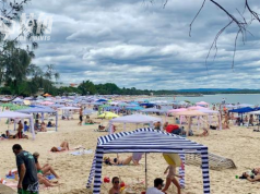 沙灘帳篷大熱 專家:有助預防皮膚癌