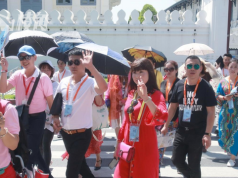 中國重啟旅行團 准遊20目的地 澳洲冇份