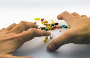 中國XBB.1.5傳聞拖累 港搶藥潮擴至止瀉藥