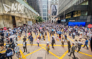 6人涉參與2019年中環「和你lunch」 暴動罪成判囚4年