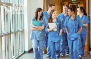 英初級醫生不滿加薪少今起罷工5天創紀錄 高級醫生緊接下周罷工48小時