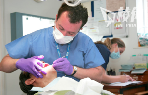 逾2萬英童未適時獲牙科服務 輪候時間長達18個月 牙醫:牙患若未及時處理 最後只能選擇拔牙