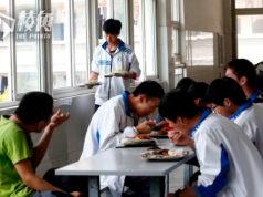 中國推「預製菜進校園」惹反彈 家長斥油鹹菜黃多化學劑 教育部急剎停稱重視學校食安