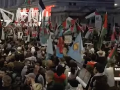 千人倫敦以色列使館示威 抗議非法侵佔巴勒斯坦