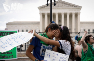 美最高法院受理拜登政府上訴 將就墮胎藥案裁決 勢成明年總統大選熱話