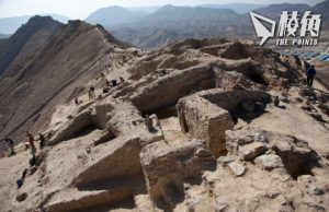 自塔利班重掌政權阿富汗考古遺址持續被掘 疑與附近金山礦藏有關