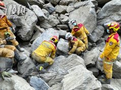 花蓮地震增至12死10失蹤 600人仍困太魯閣 當局空投物資