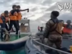 南海爭議 菲影片顯示華海警揮舞刀斧 促中國交還被繳槍械