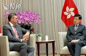 烏外長晤王毅後見李家超 籲阻俄利用香港規避制裁